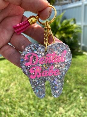 Glitter Tooth Keychain - 'Dental Babe' Pink Lettering